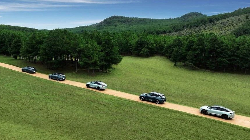 北汽攜手寧德時代、小米共建電芯工廠